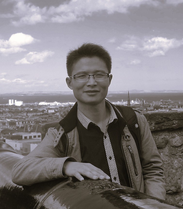 Portrait photo of Wei Zhu