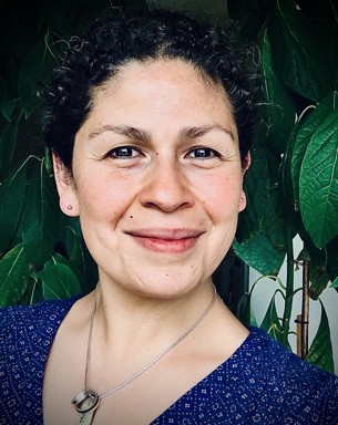 Portrait photo of Gabriela Olmos Antillon