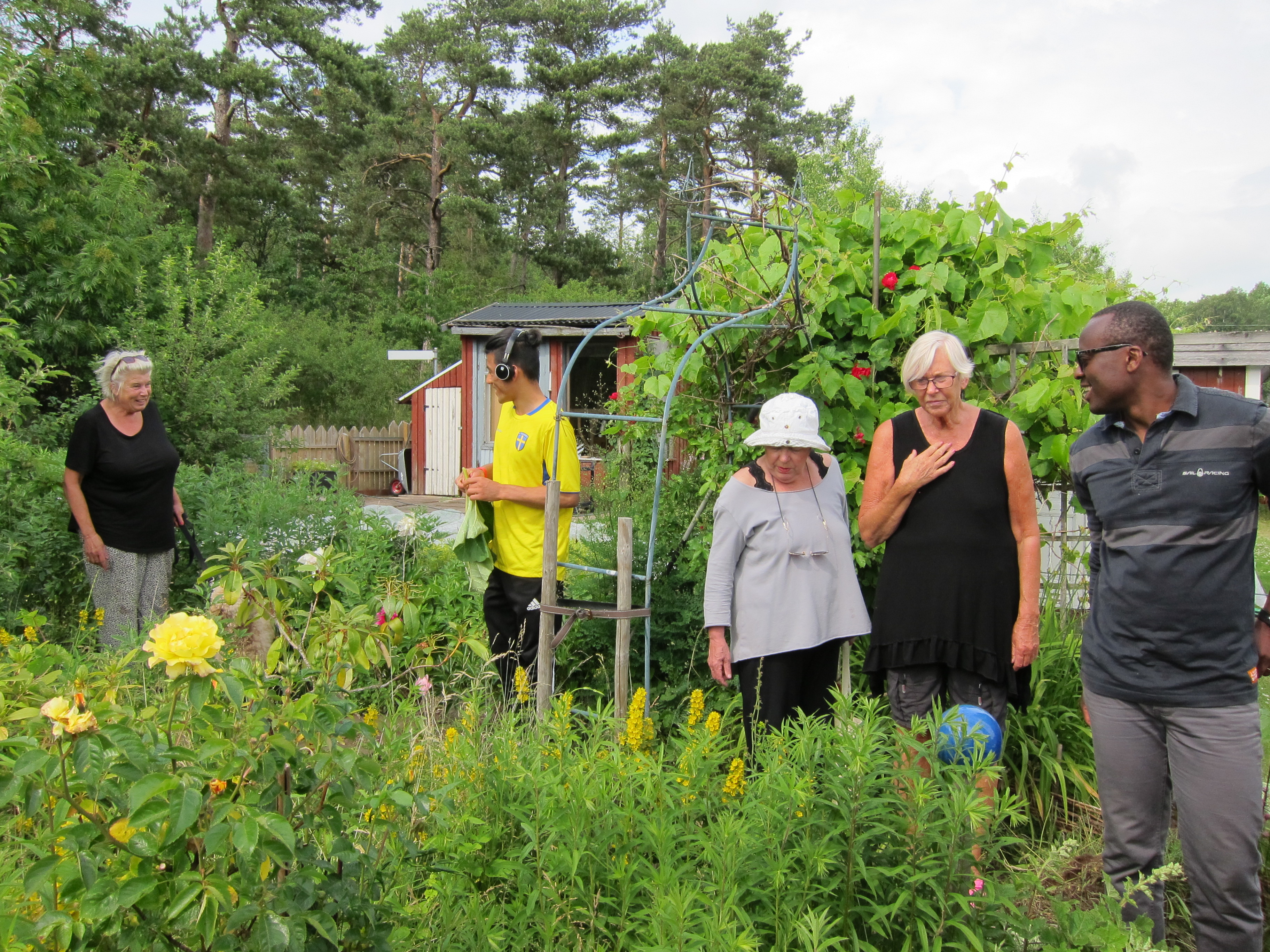 Personer vid odlingar