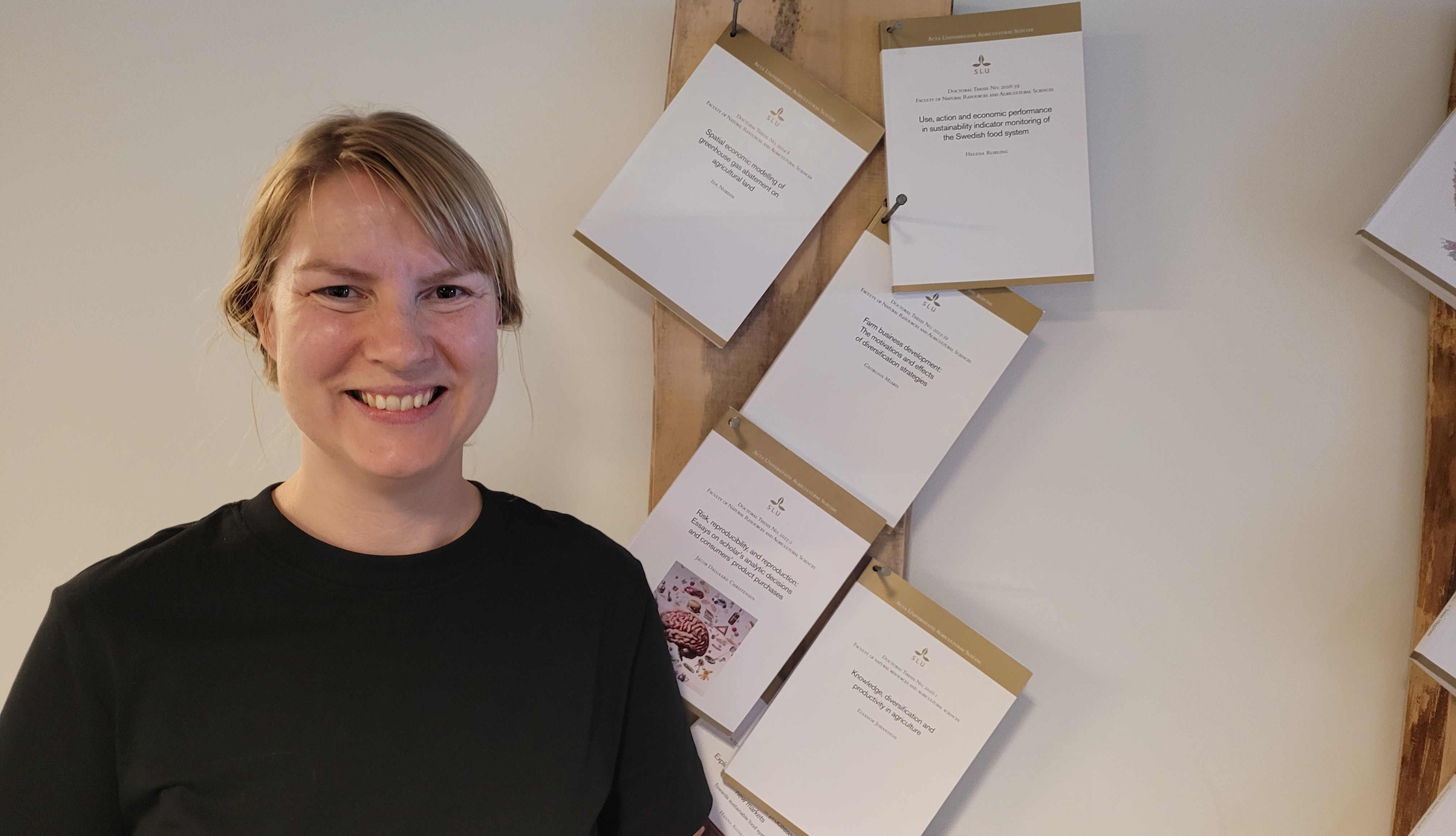 Helena Robling at the nailing of her doctoral thesis