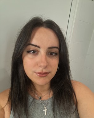 Portrait photo of Nikoleta Valaka