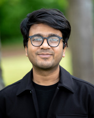 Portrait photo of Rishad Ahmmad