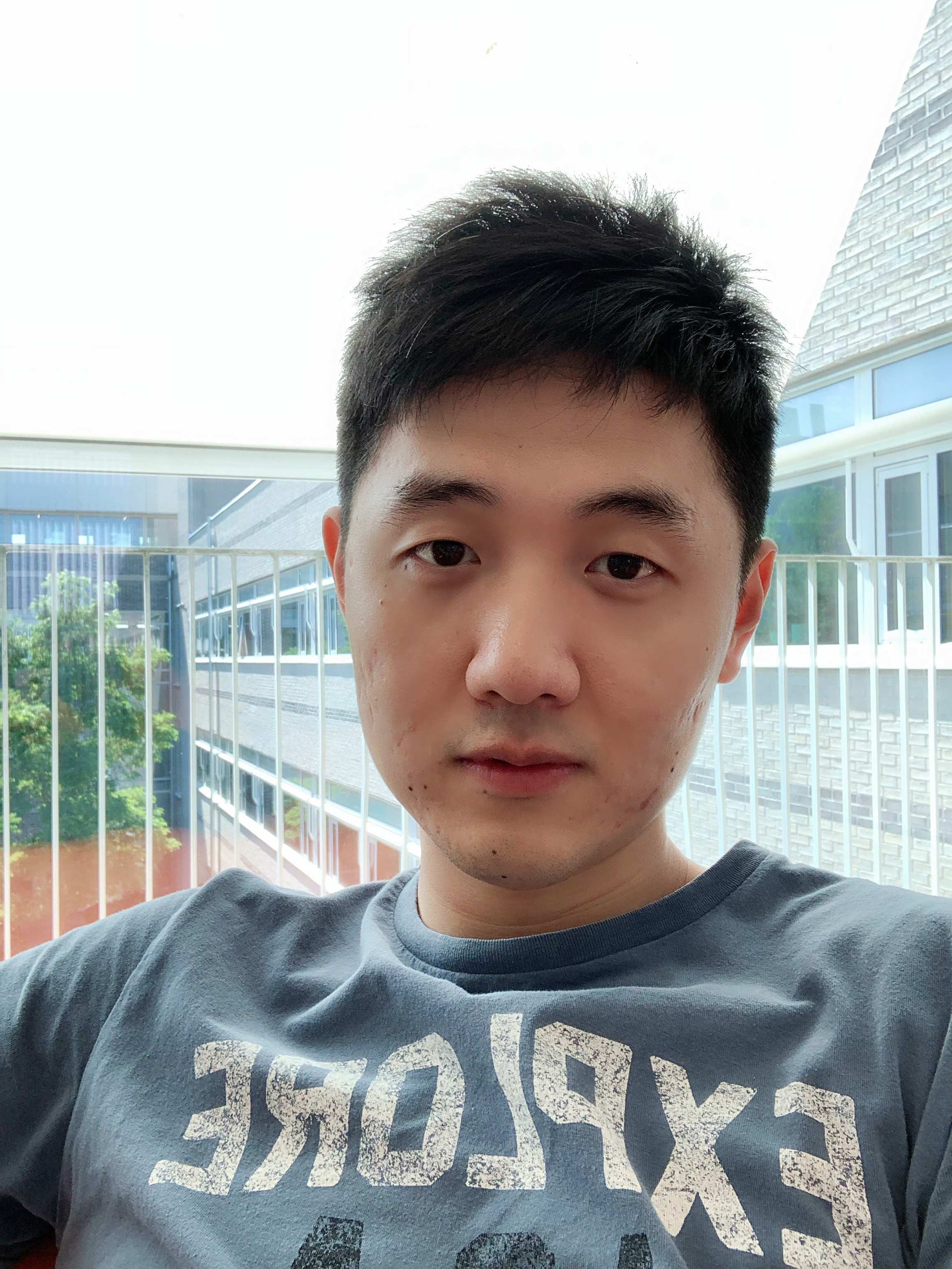 Portrait photo of He Sun