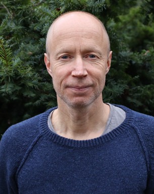 Portrait photo of Mats Larsbo