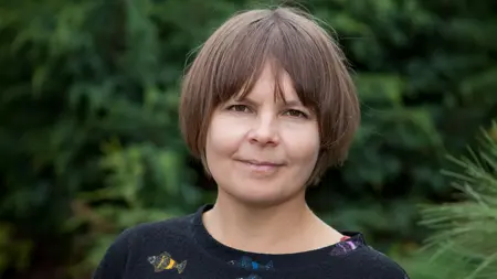 Porträttbild på Elin Röös. Foto.