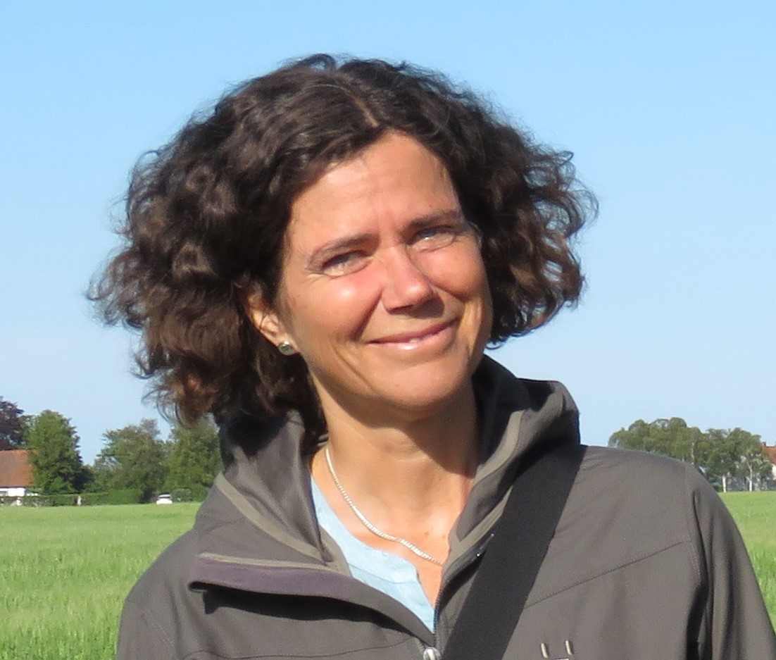 Porträttfoto av Helena Aronsson