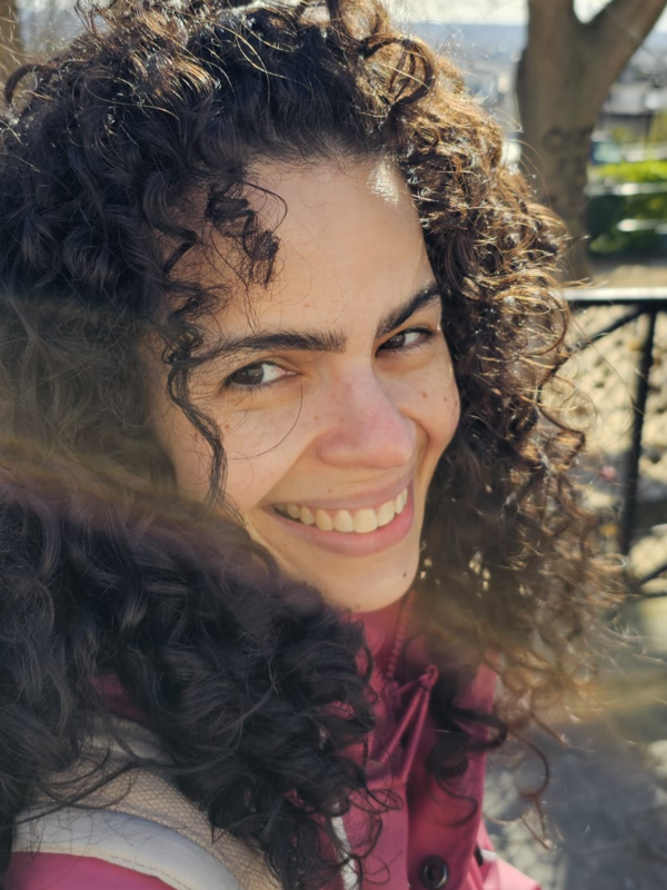 Portrait of PhD-student Mariana Busarello