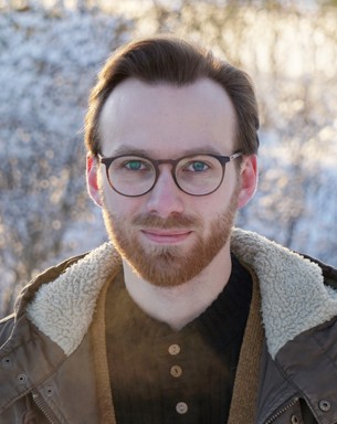 Portrait photo of Isac Carlsson