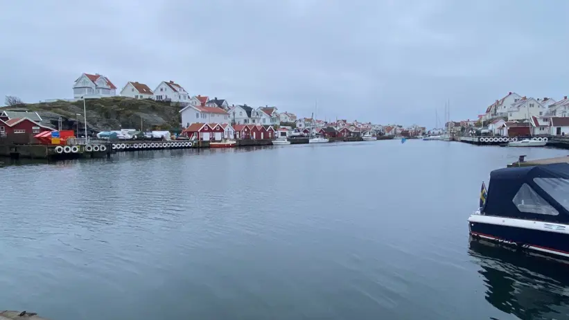 Hamnen på Åstol, Tommy Larsson Segerlind.
