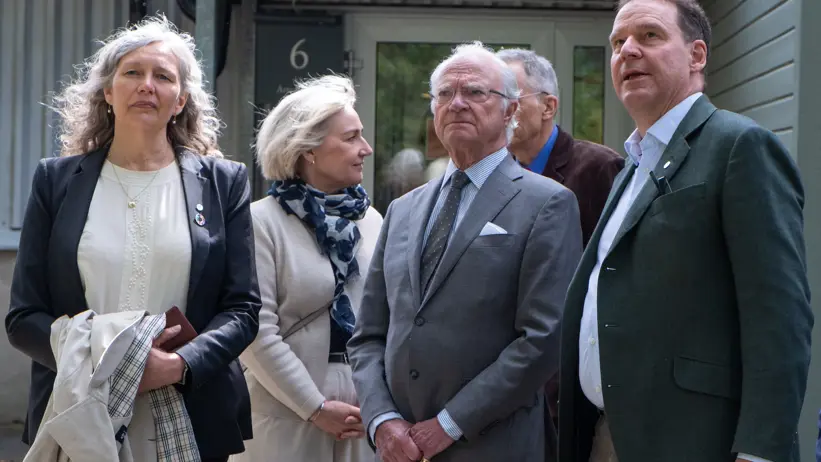The King went on a tour through SLU:s campus visiting the Wallenberg Laboratory among others. Photo: Daniel Stjärna, SLU.
