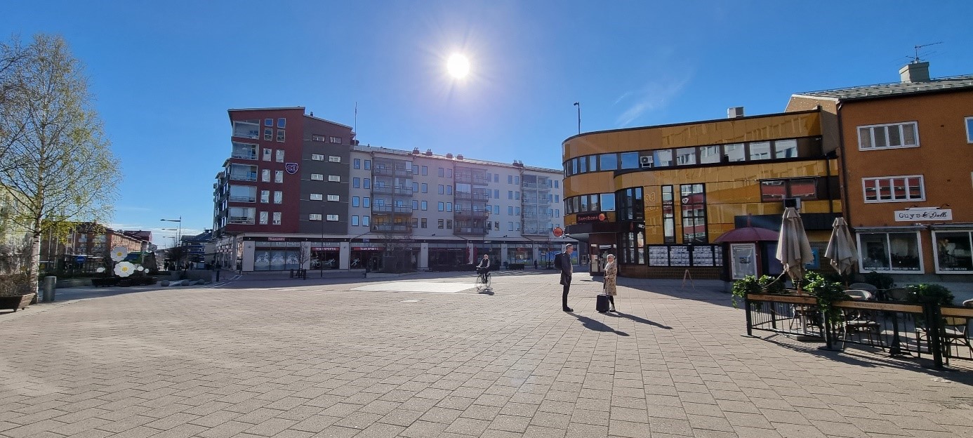 Solen går upp över Boden, där projektmedlemmarna just har anlänt för studiebesök. Foto: Ebba Landén Helmbold, Lablab