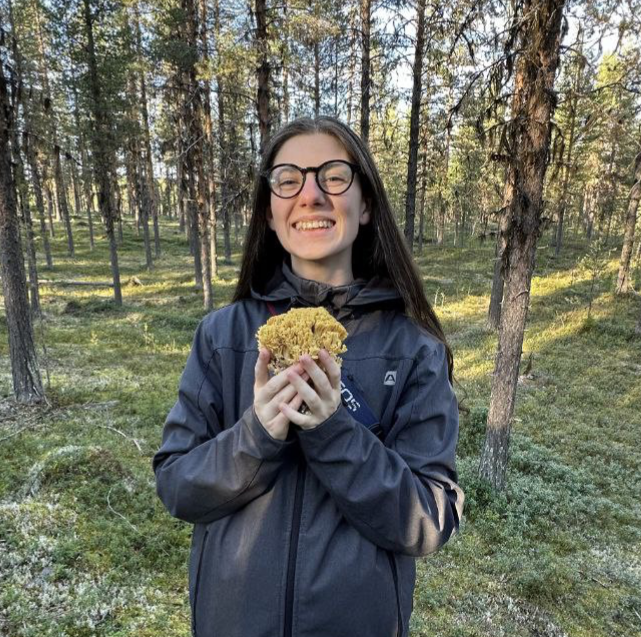 Portrait photo of Eva Kubove