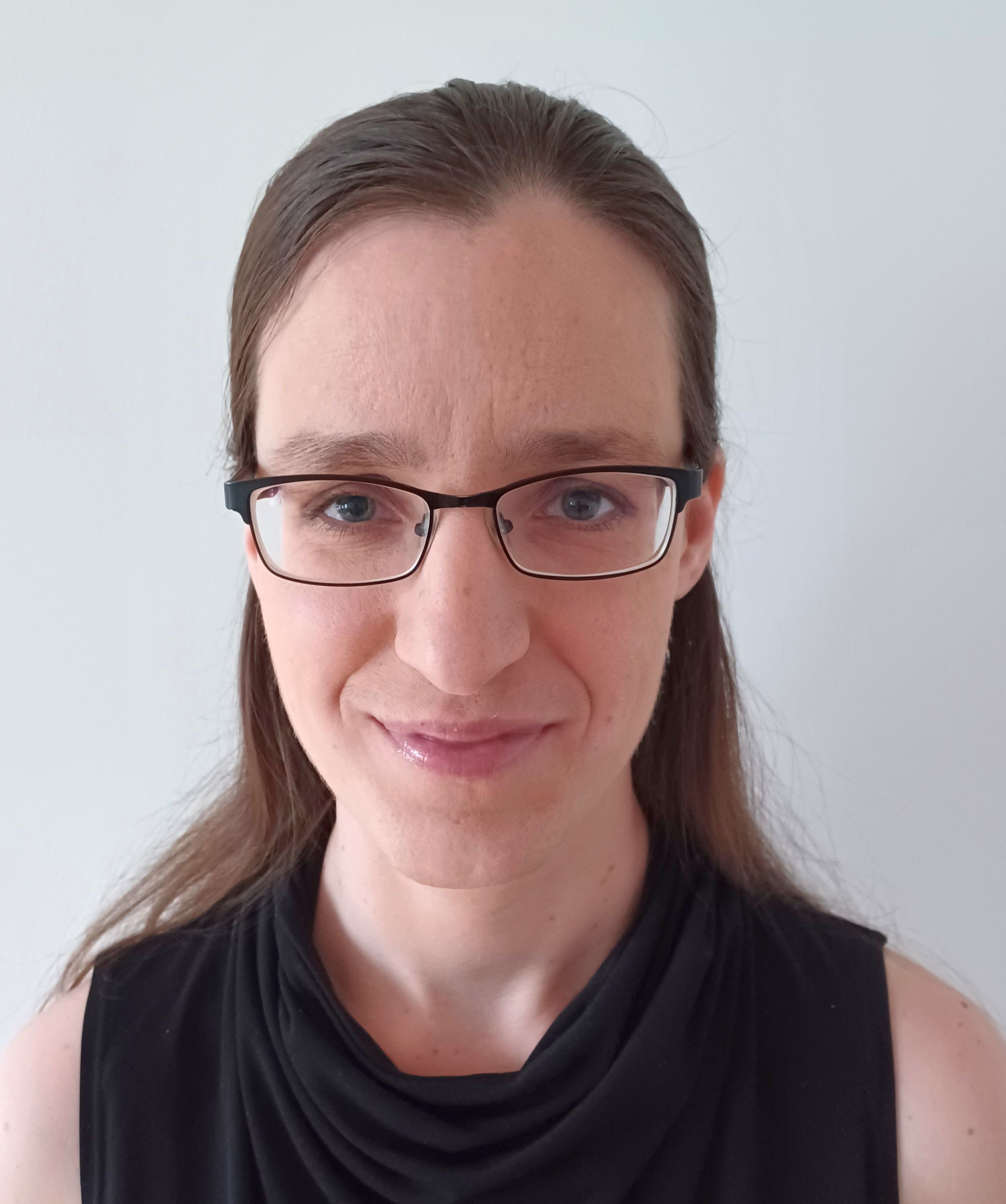 Portrait photo of Katarzyna Dziasek