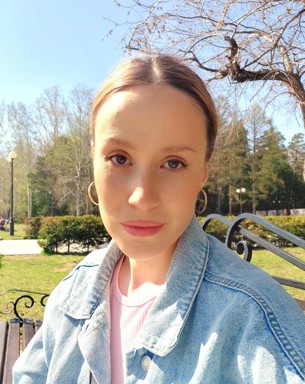 Porträttfoto av Elena Vallin