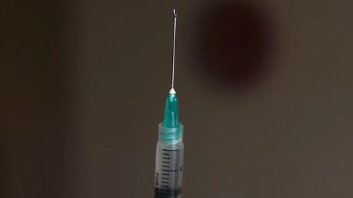 Foto av en sprutnål.