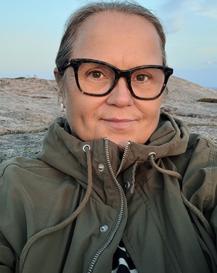 Porträttfoto av Anni Hoffrén