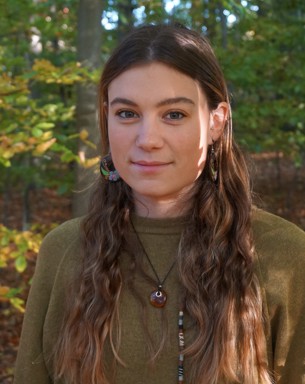 Portrait photo of Beatrice Tolio