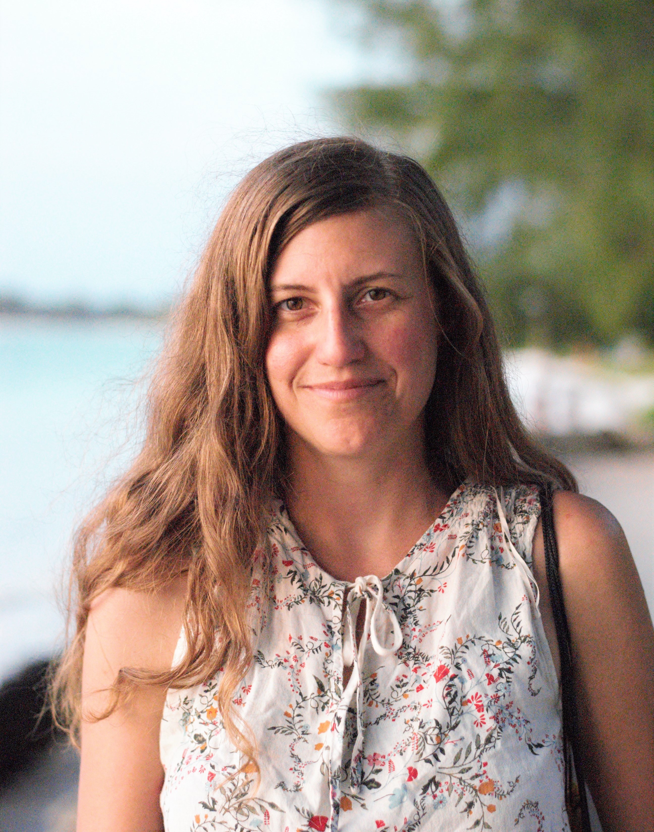 Porträttfoto av Theresé Engvall