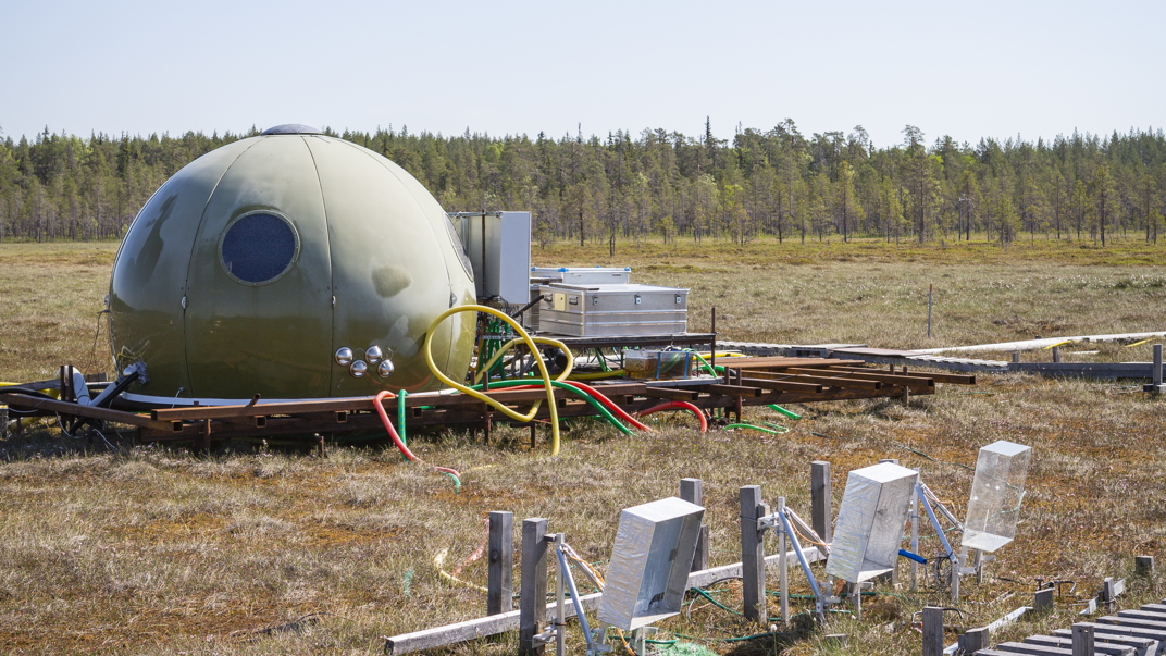 A collection of installed equipment around the so called igloo on degerö