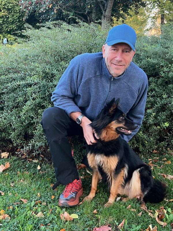 Portrait photo of Jens Persson