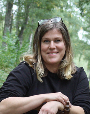 Portrait photo of Lisa Beste