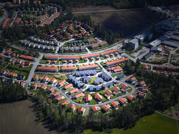 Stenhuggarvägen i Stenhagen, Uppsala. Foto: Per berg, SLU.