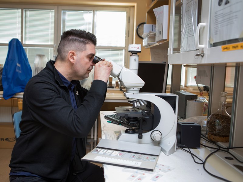 Picture of Stergios Adamopoulos in the lab.