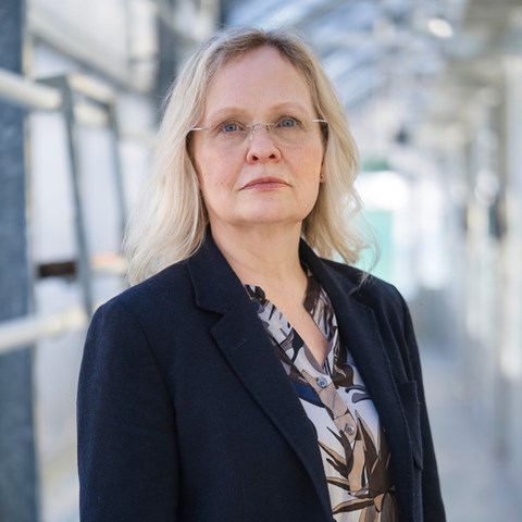 Porträtt av Hannele Tuominen.