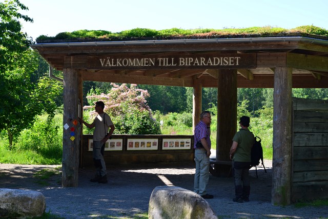 Välkomnstpaviljon vid biparadiset i Växjö