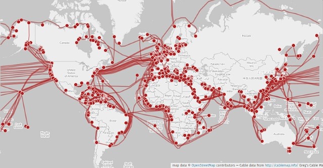 Karta över fasta internetanslutningar under världshaven, 2019.