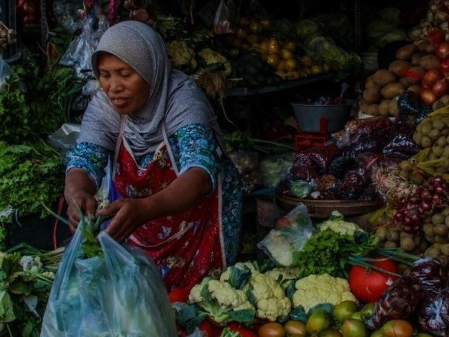 Fruit at food market