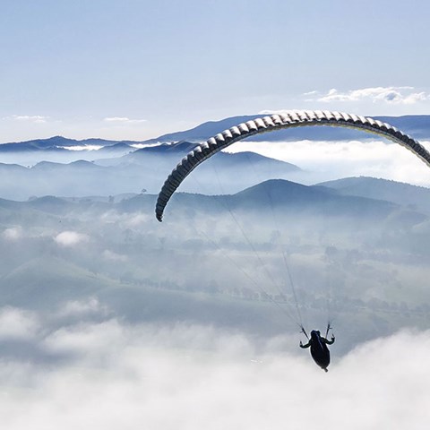 Paraglider. Photo.