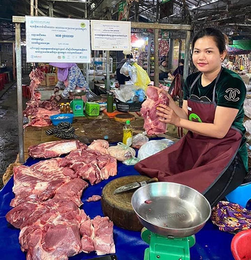 A food market in Cambodia. Photo.