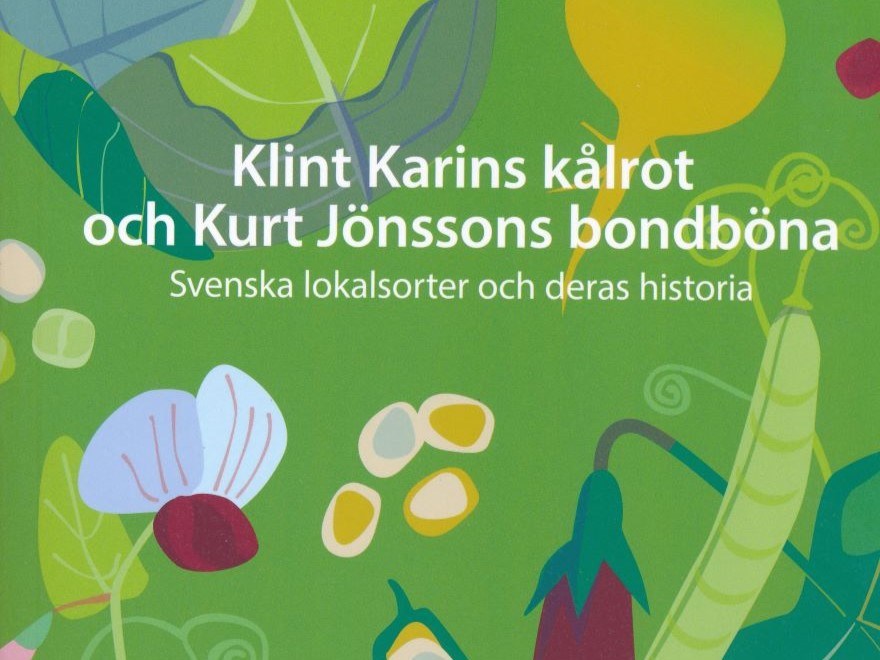 Omslag på boken "Klint Karins kålrot och Kurt Jönssons bondböna". Omslaget är grönt med illustrationer i olika toner av rosa, gult och grönt. Illustrationerna föreställer köksväxter såsom vitkål, kålrot och olika sorters bönor. 