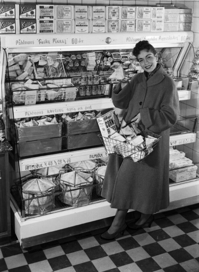 Hemmafru med Tetra Pak på 1950-talet.