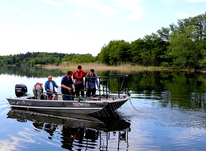 Electrofishing boat Elritsan on Lake Mälaren. Photo.