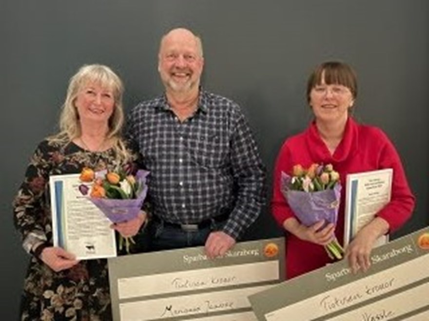 Nötkreatursstiftelses  stipendiater 2023. Från vänster: Marianne  Jansson,  Anders Jansson, Anna Hessle