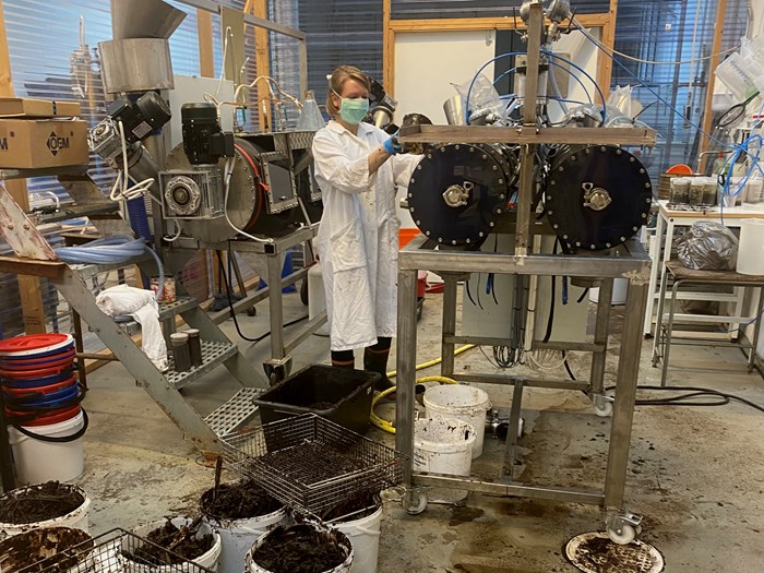 Ebba starting up the pluggflow reactors