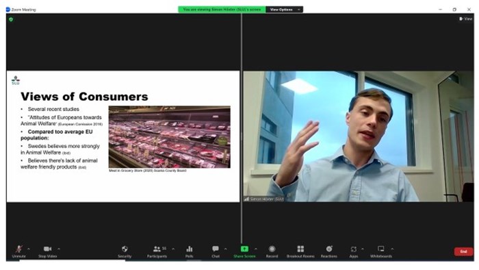 Master student Simon Höxter (SLU) is explaining views of Swedish consumers on animal welfare