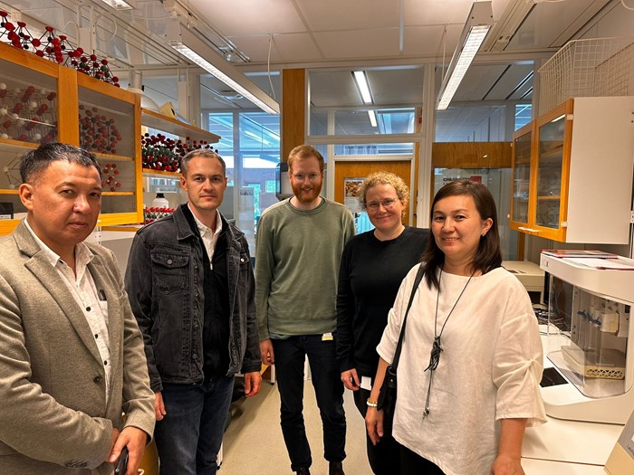 Guests from KATRU visiting SLU labs