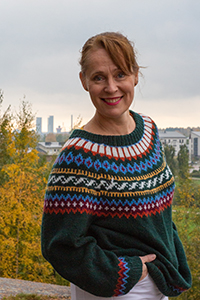 Portrait photo of Katja Lahtinen