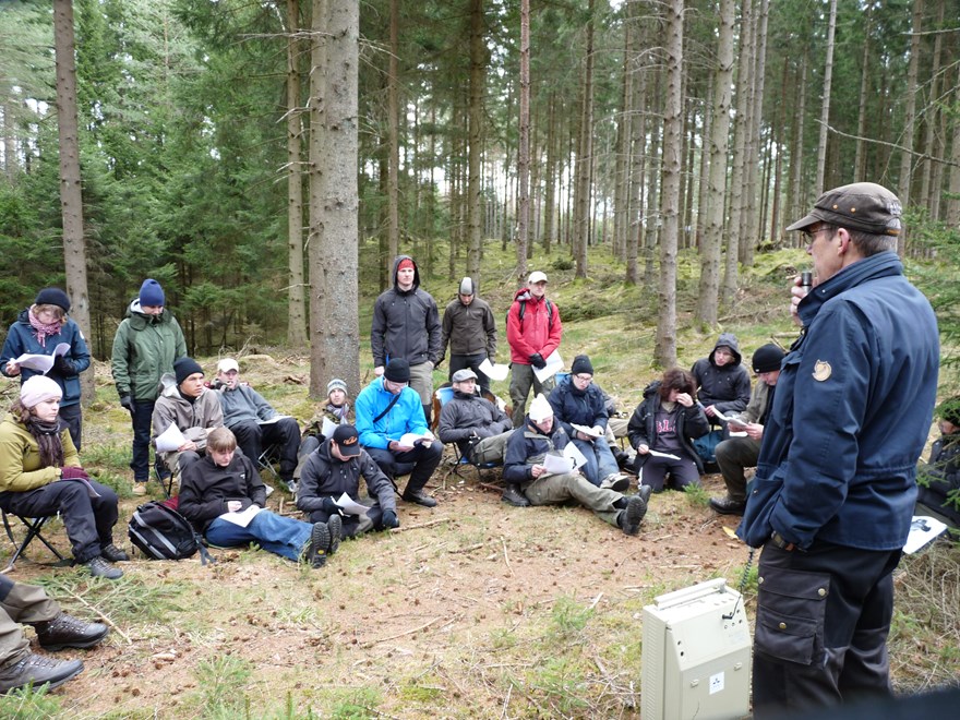 Fältundervisning_Tönnersjöheden_sommaresan_2010_Gustaf_Egnell