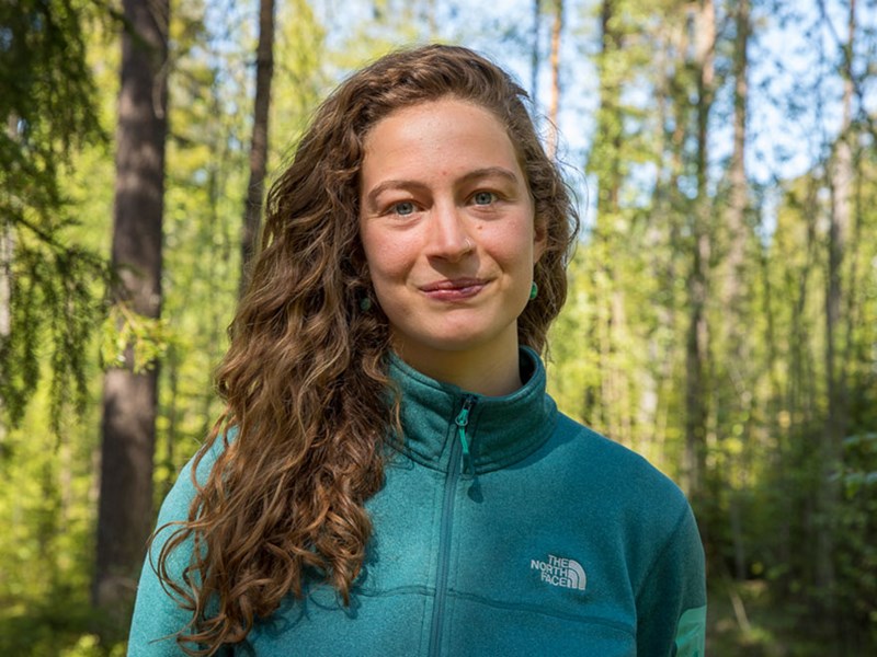 Portrait of Amber Mertens De Vry.