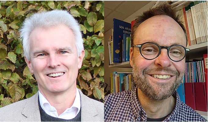Martyn Futter (till vänster) är koordinator för program Försurning inom SLU:s miljöanalys och Magnus Simonsson är biträdande koordinator. Foton.