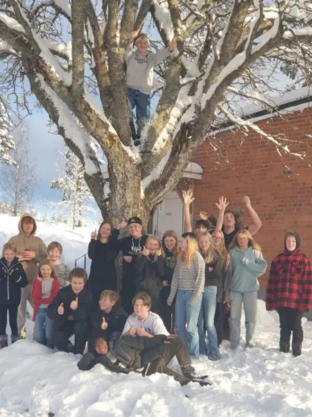 Elever på Los skola