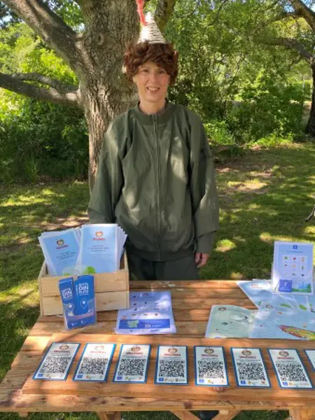 Skogsmulle med kartorna