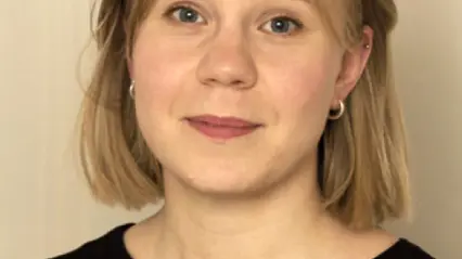 Portrait photograph of a woman
