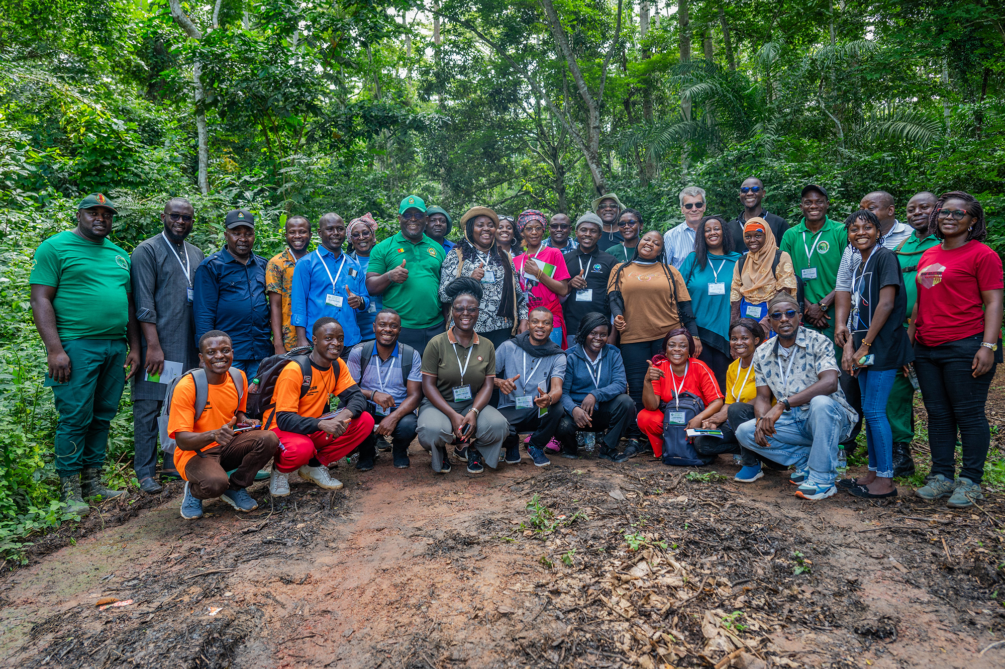 Gruppfoto från workshop i Kamerun